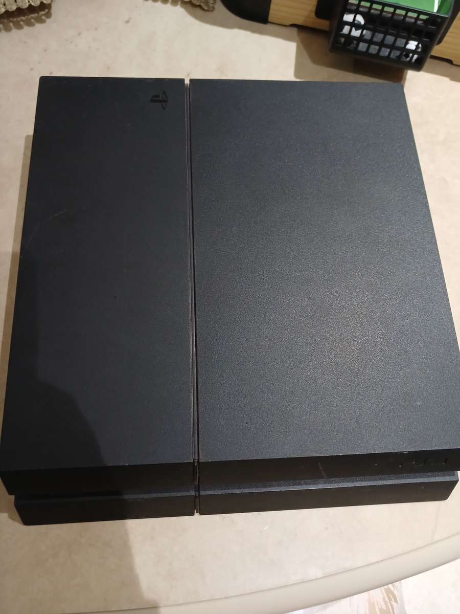 Ps4 console (please read)