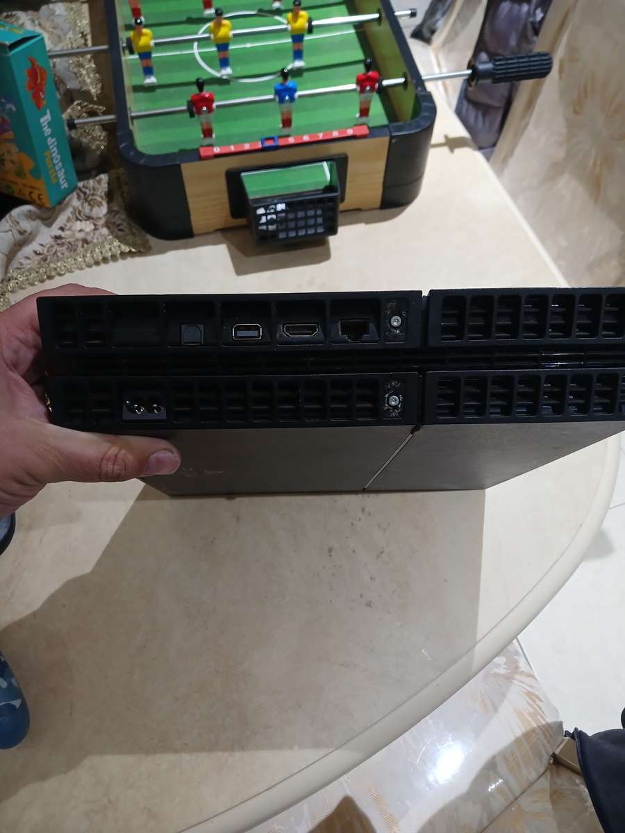 Ps4 console (please read)