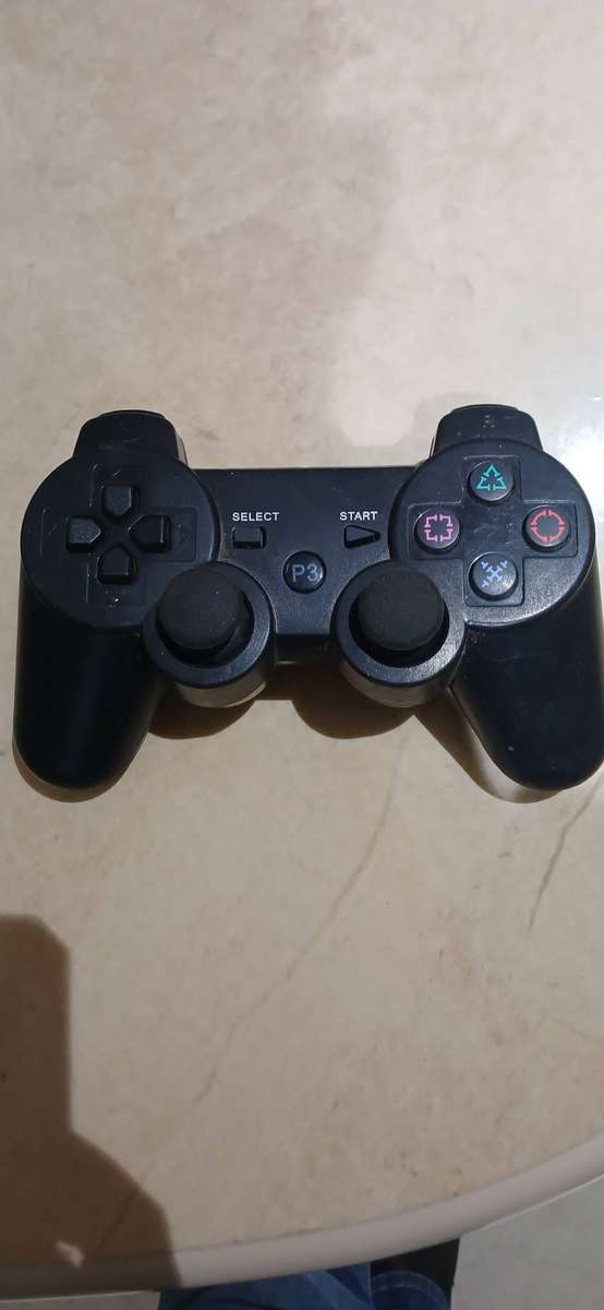 Ps3 game bundle and controller