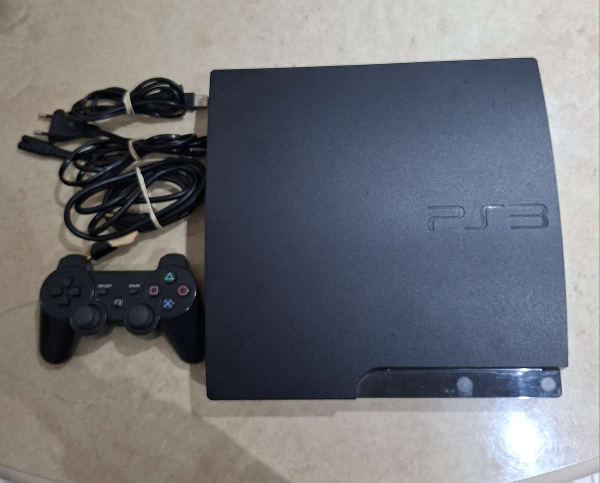 Playstation 3 console slim