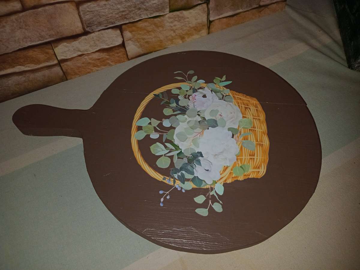 Server / Riser for Kitchen