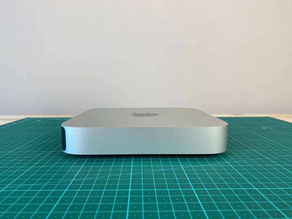 Apple Mac Mini Late 2012 | Dual Core i5 | 16GB RAM | 256GB SSD + 500GB HD