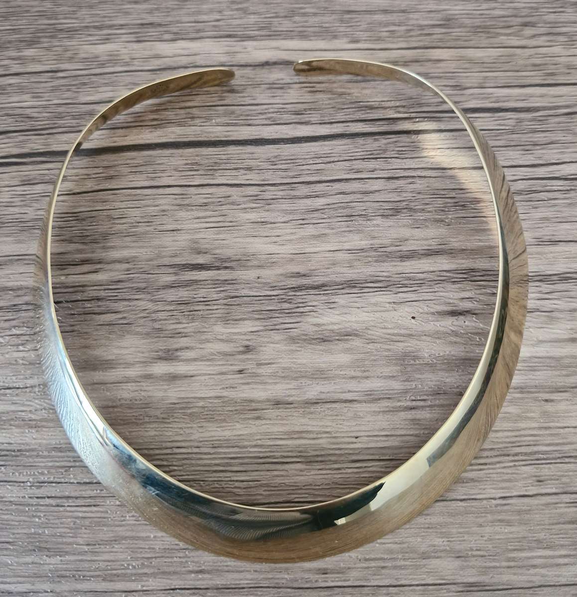 34.6g 9ct Gold Choker