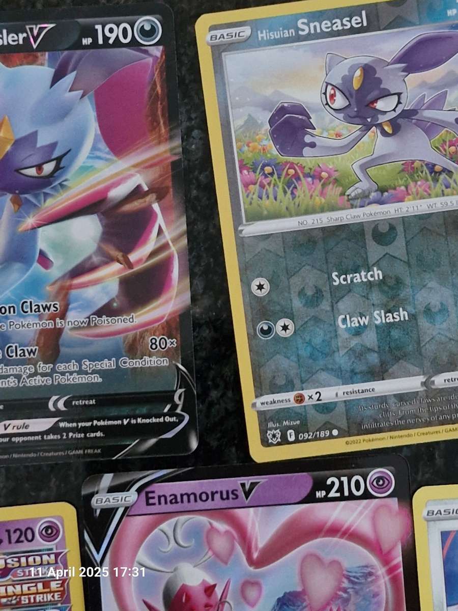 20 x 100% GENUINE pokemon collectable cards Plus 1 x Vstar card an 4 x pokemon redeem cards (unused)