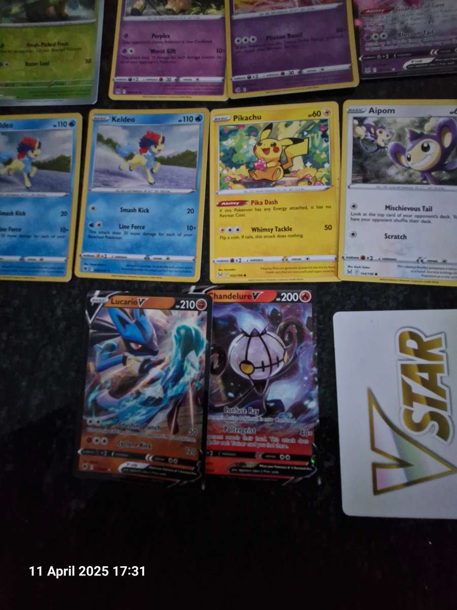 20 x 100% GENUINE pokemon collectable cards Plus 1 x Vstar card an 4 x pokemon redeem cards (unused)