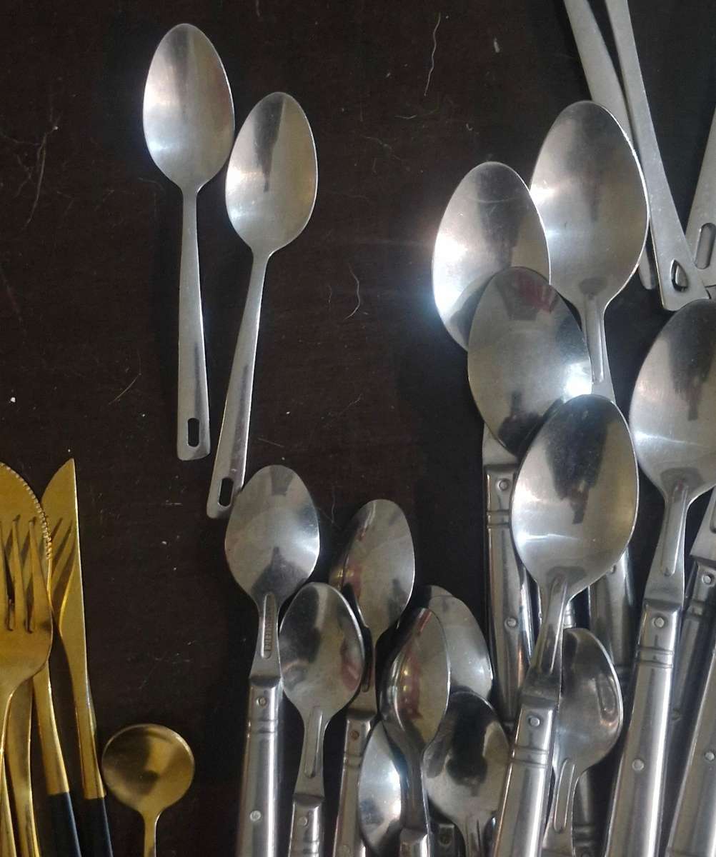 Joblot of 74 pieces cutlery