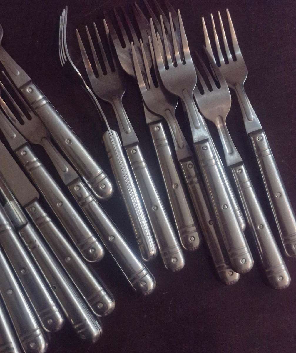 Joblot of 74 pieces cutlery