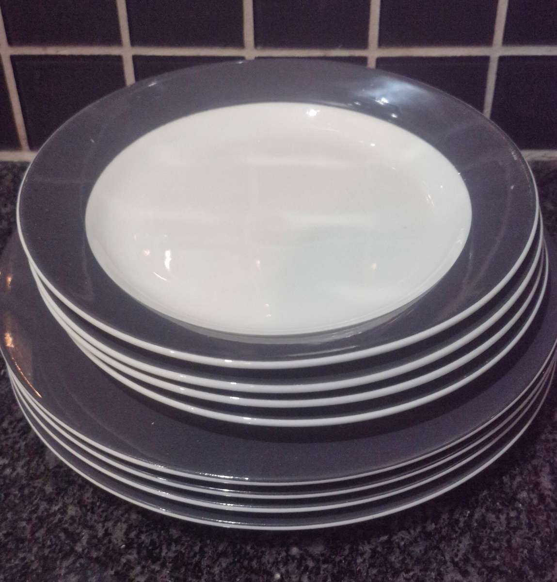 Stunning 12 piece retro coffee cups, saucers and side plates in charcoal and white