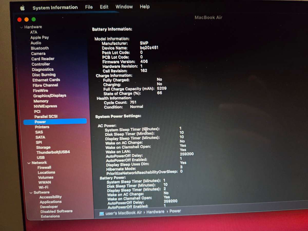 13" MacBook Air 2015  1.6 GHz Core i5 / 8gb / 250Gb flash drive