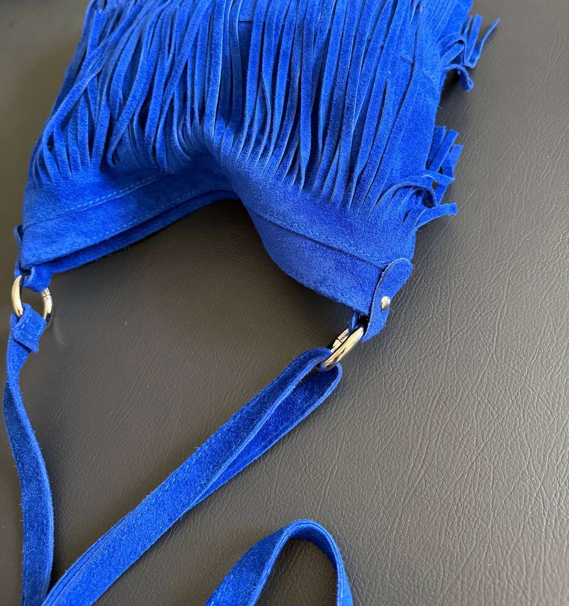 GENUINE LEATHER SHOULDER BAG