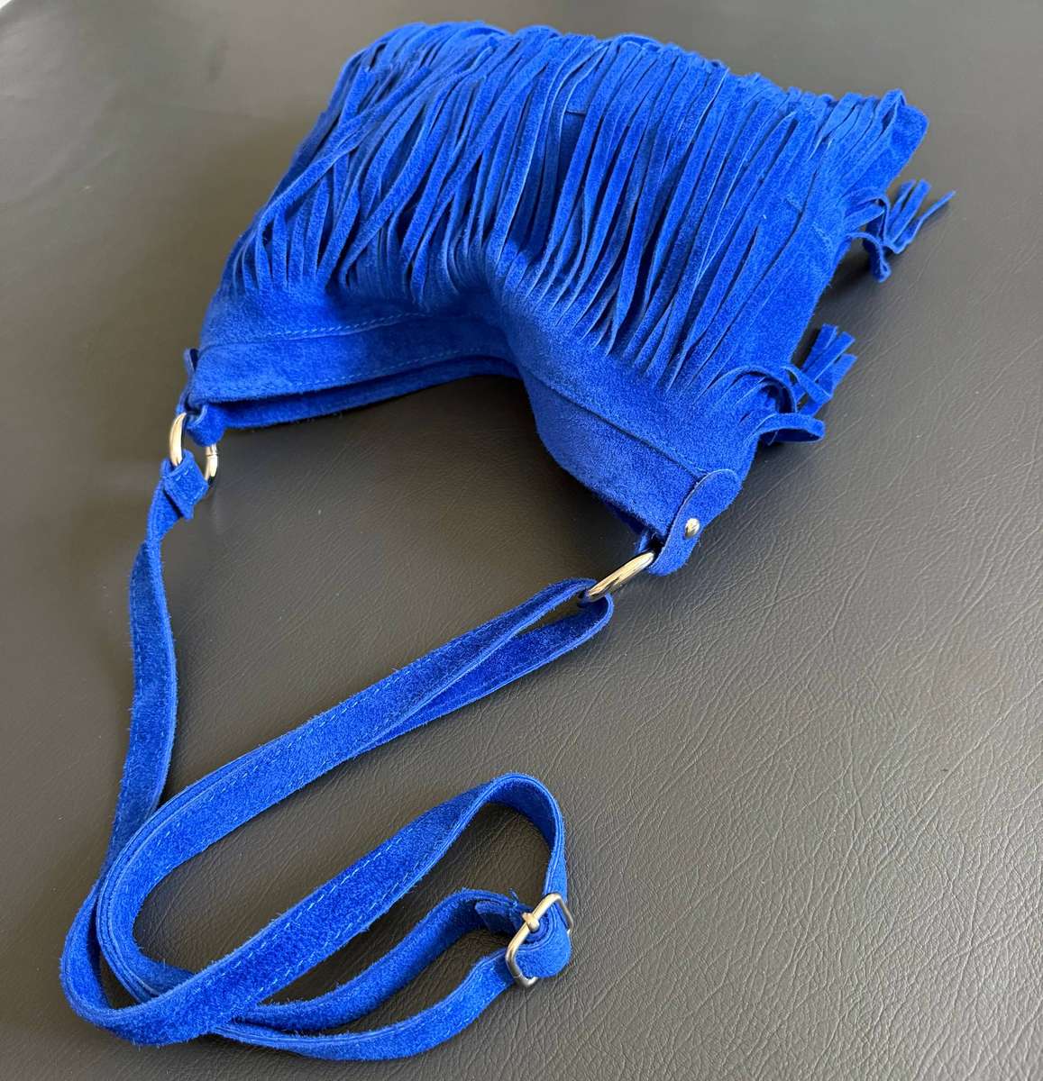 GENUINE LEATHER SHOULDER BAG