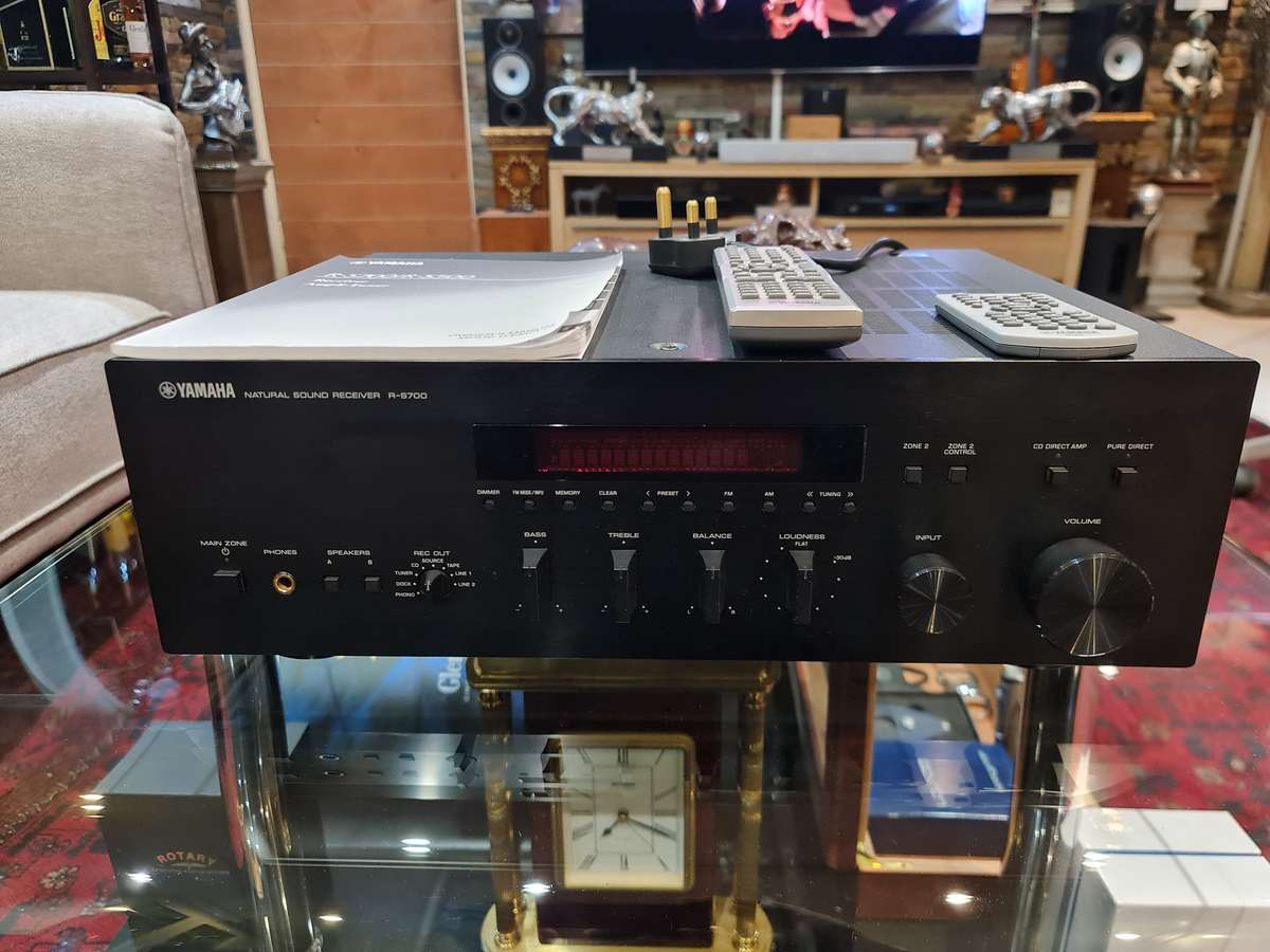 Yamaha R-S700 Amplifier