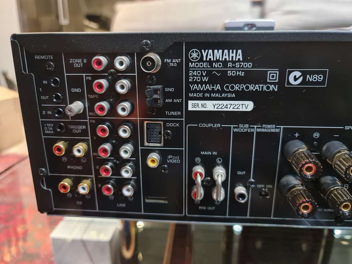 Yamaha R-S700 Amplifier