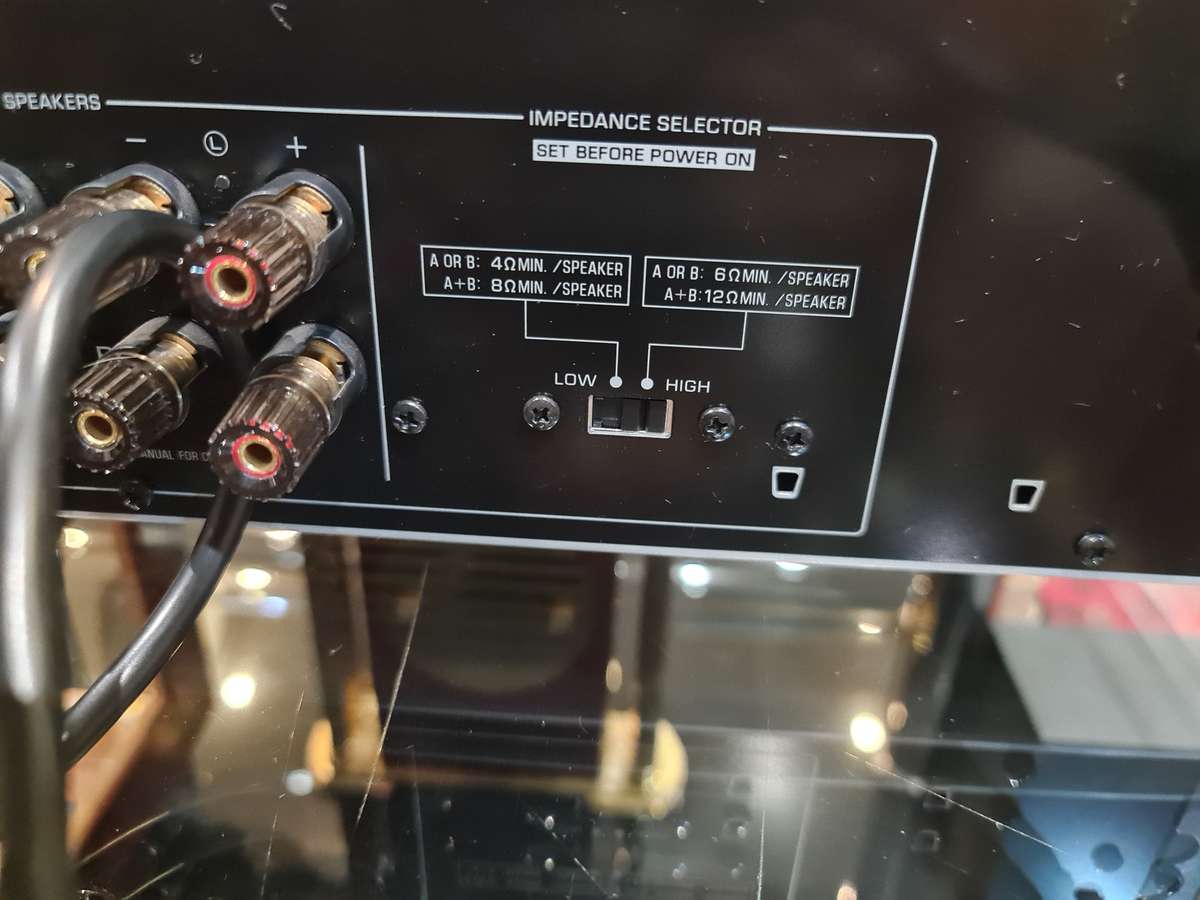 Yamaha R-S700 Amplifier