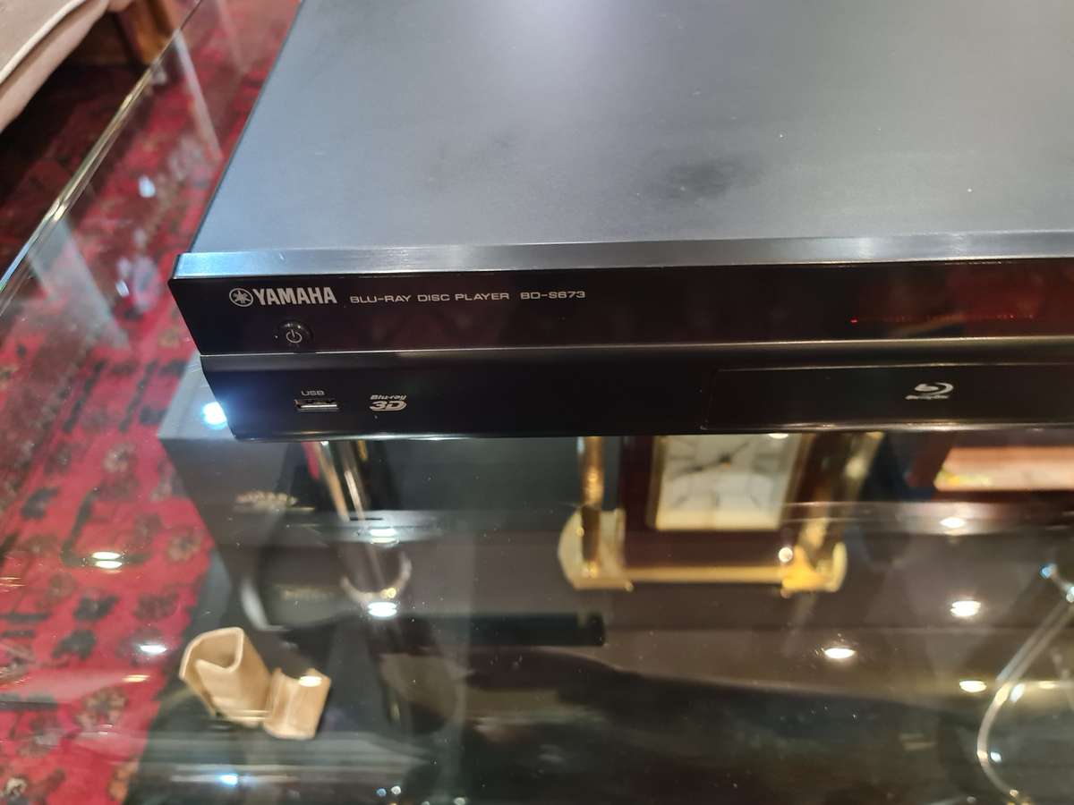 Yamaha BD-S673 Blu-ray Disc Player