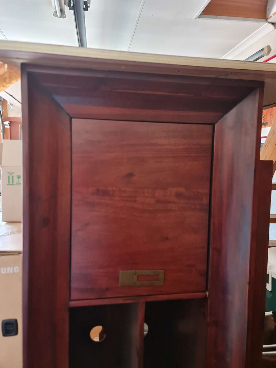 Solid Wood Plasma Stand