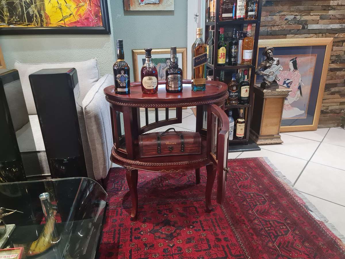 Antique Mahogany Tray Top Vitrine Table