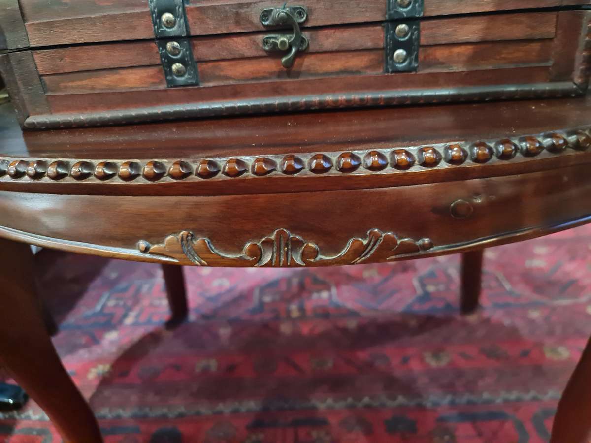 Antique Mahogany Tray Top Vitrine Table