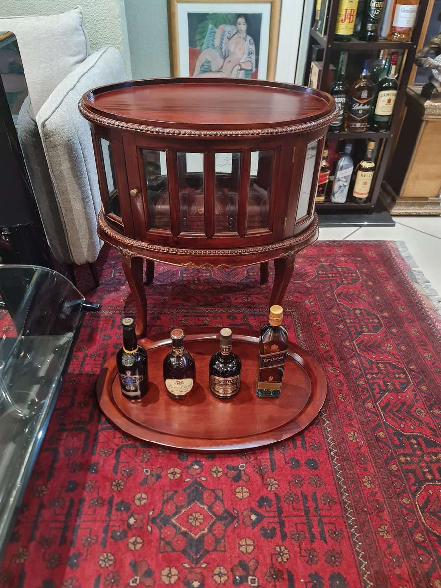 Antique Mahogany Tray Top Vitrine Table