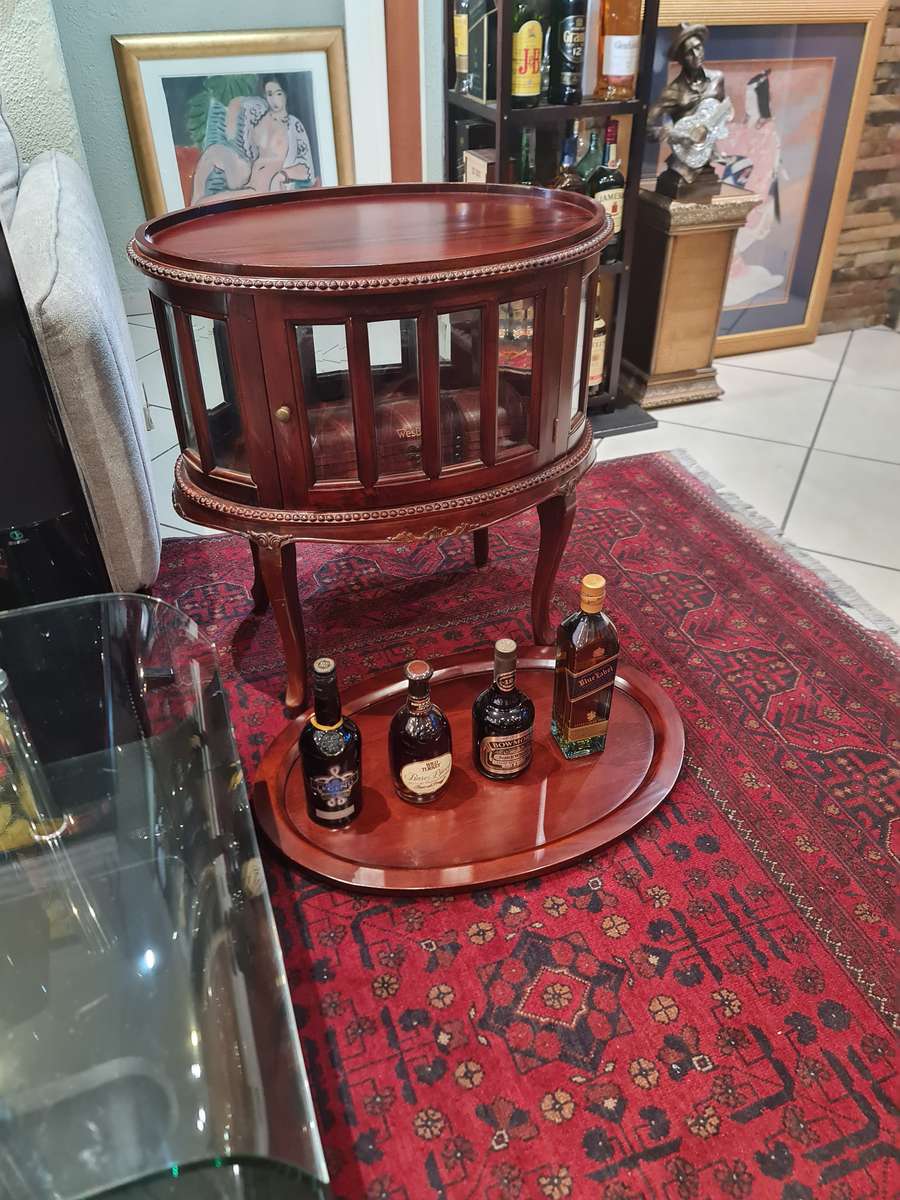 Antique Mahogany Tray Top Vitrine Table