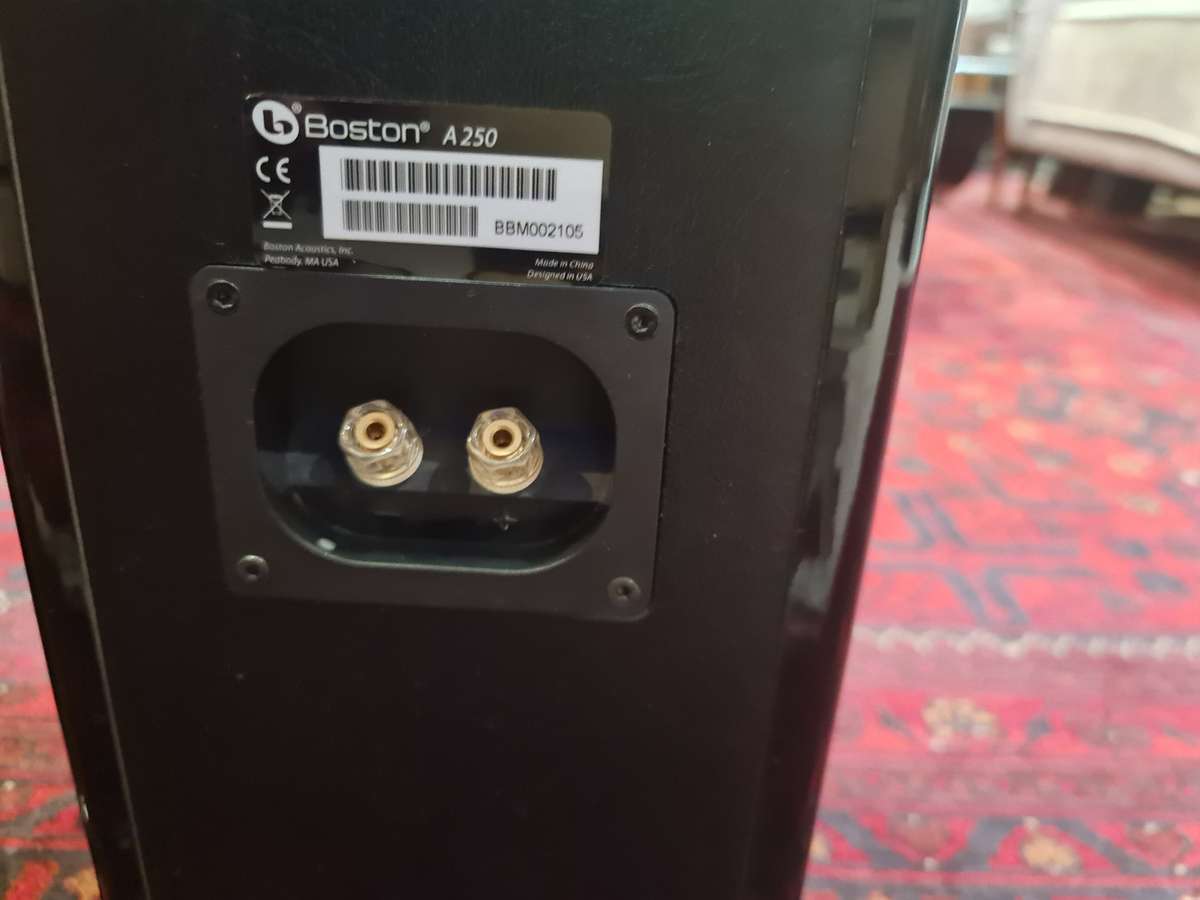 Boston Acoustics A250 Floorstanding Speakers