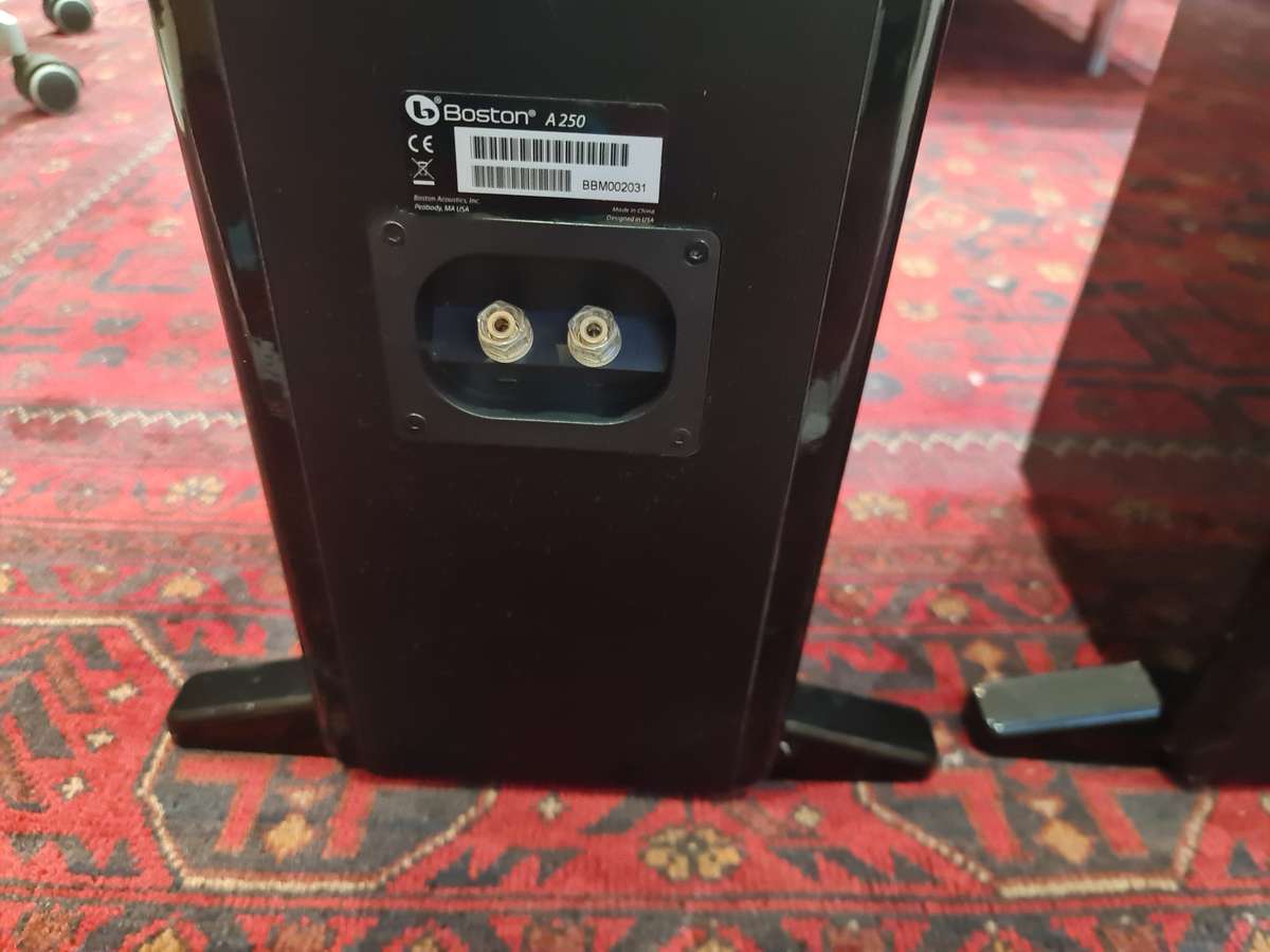 Boston Acoustics A250 Floorstanding Speakers