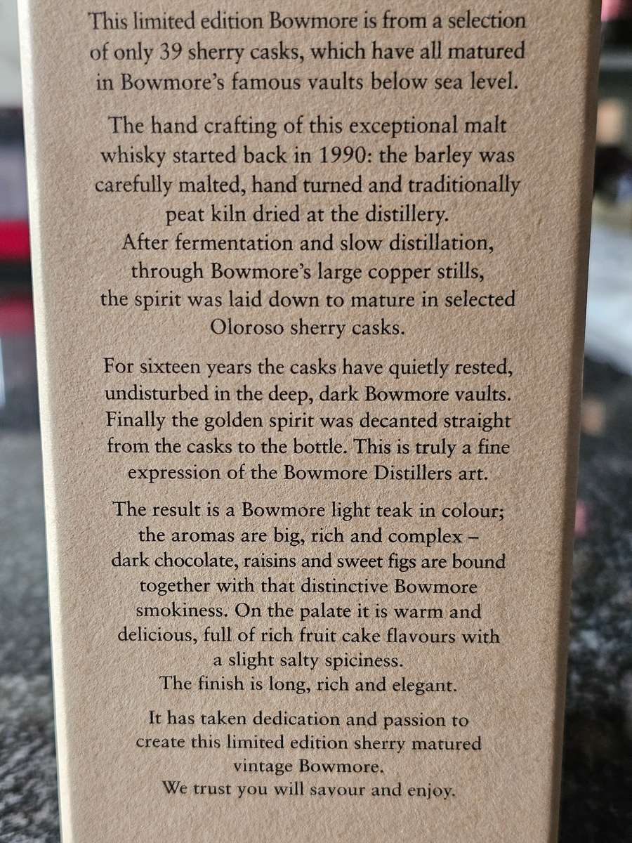 Bowmore 16 Year Old 1990 Sherry Matured Single Malt Whisky