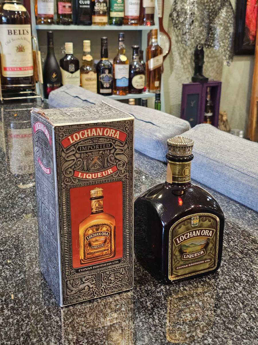 Lochan Ora Chivas Brothers Liqueur 1980s
