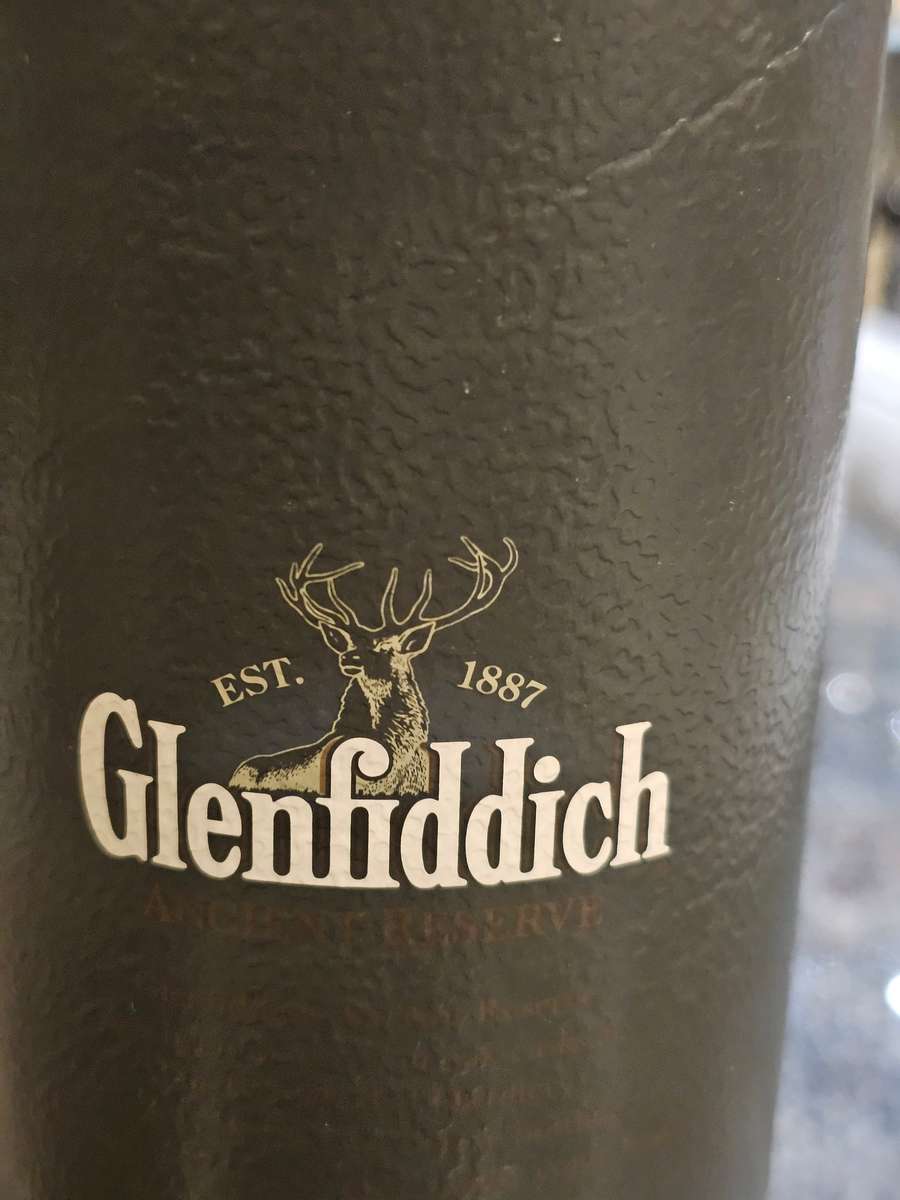 Glenfiddich 18 Year Old Ancient Reserve Speyside Single Malt Scotch Whisky Distillery Bottling