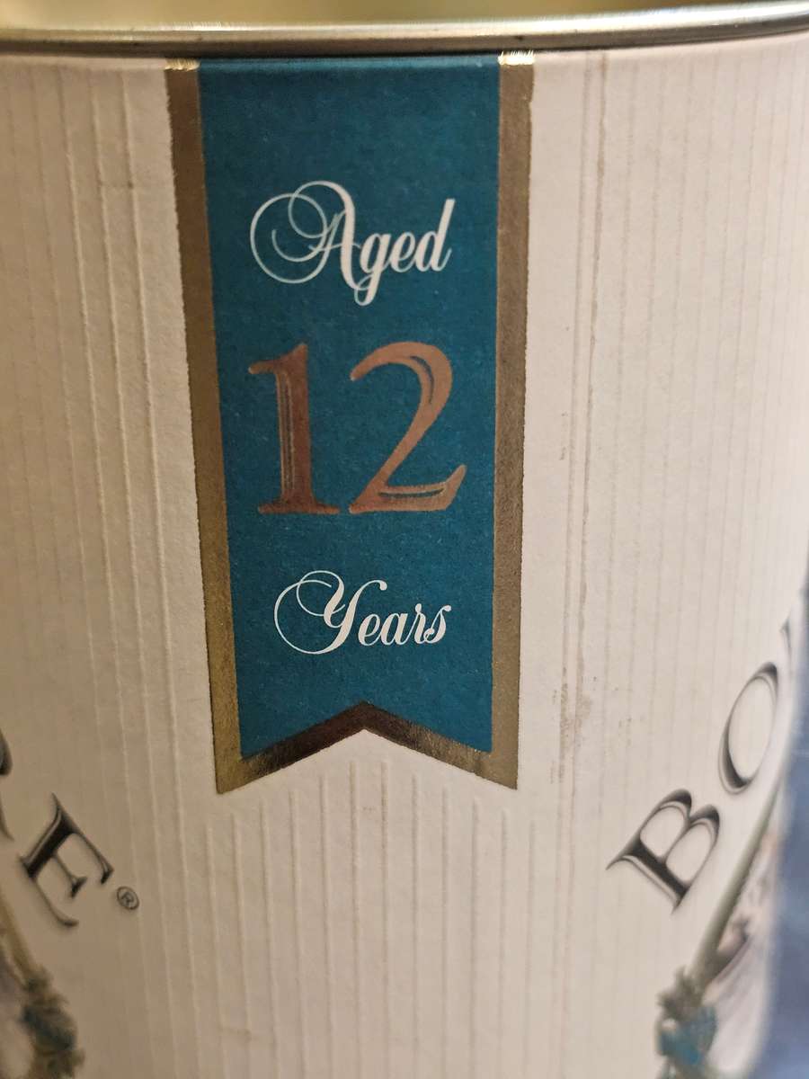 Bowmore 12 Year Old - Old Bottling Islay Single Malt Whisky