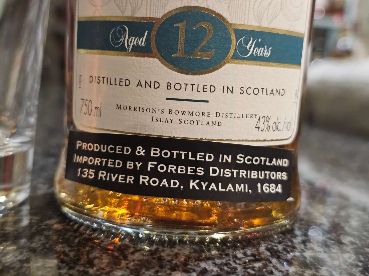 Bowmore 12 Year Old - Old Bottling Islay Single Malt Whisky