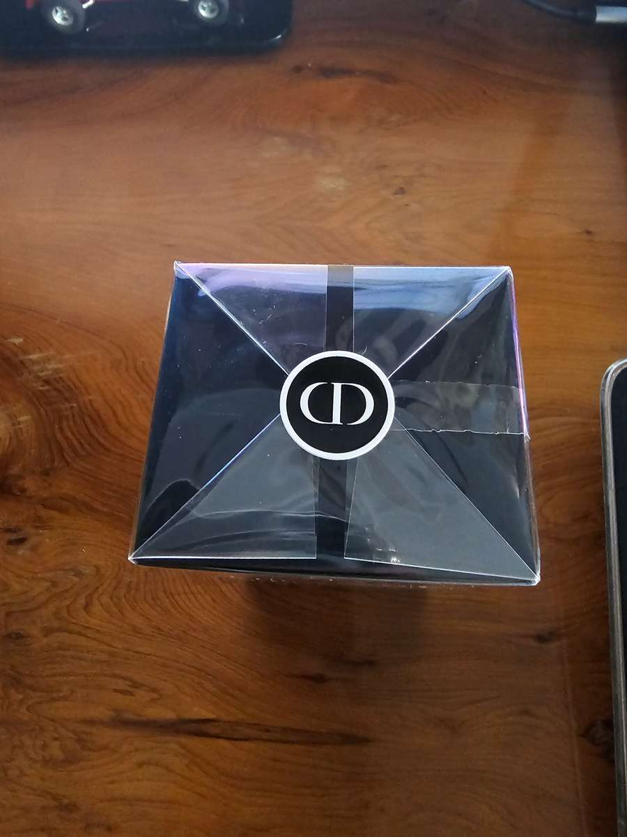 Dior Sauvage Eau De Parfum