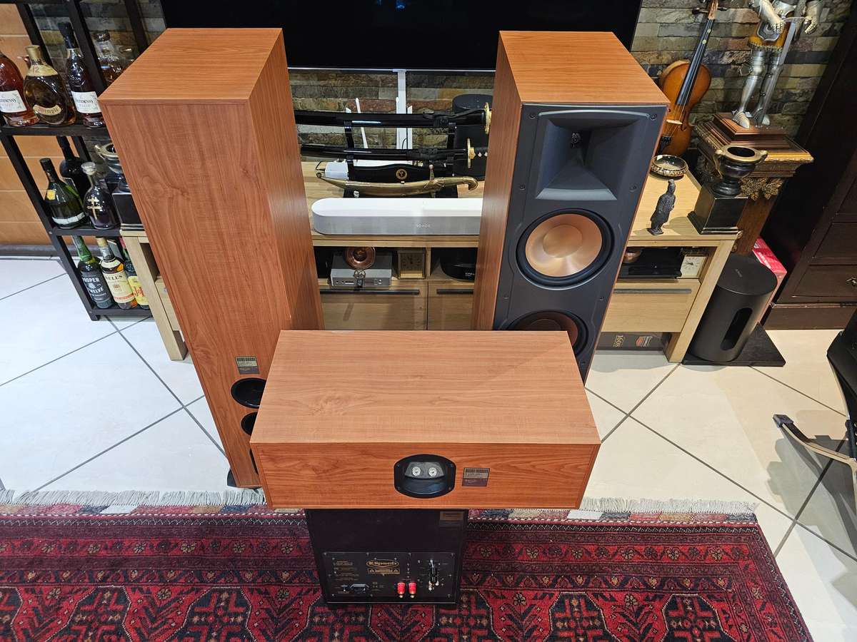 Klipsch RF-82 Floor-standing, RC-62 Centre, & RW-10 Subwoofer Speakers Set