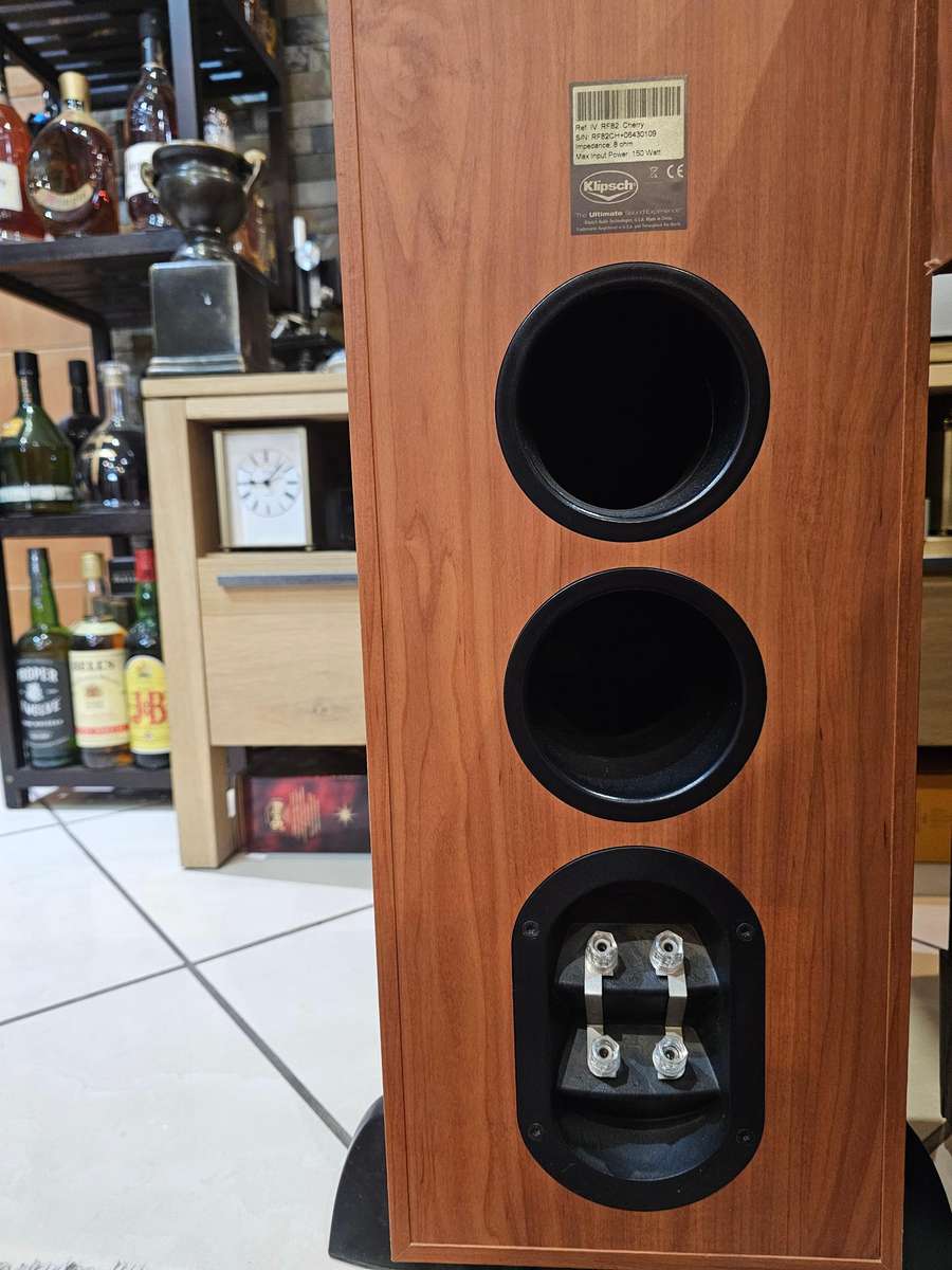 Klipsch RF-82 Floor-standing, RC-62 Centre, & RW-10 Subwoofer Speakers Set