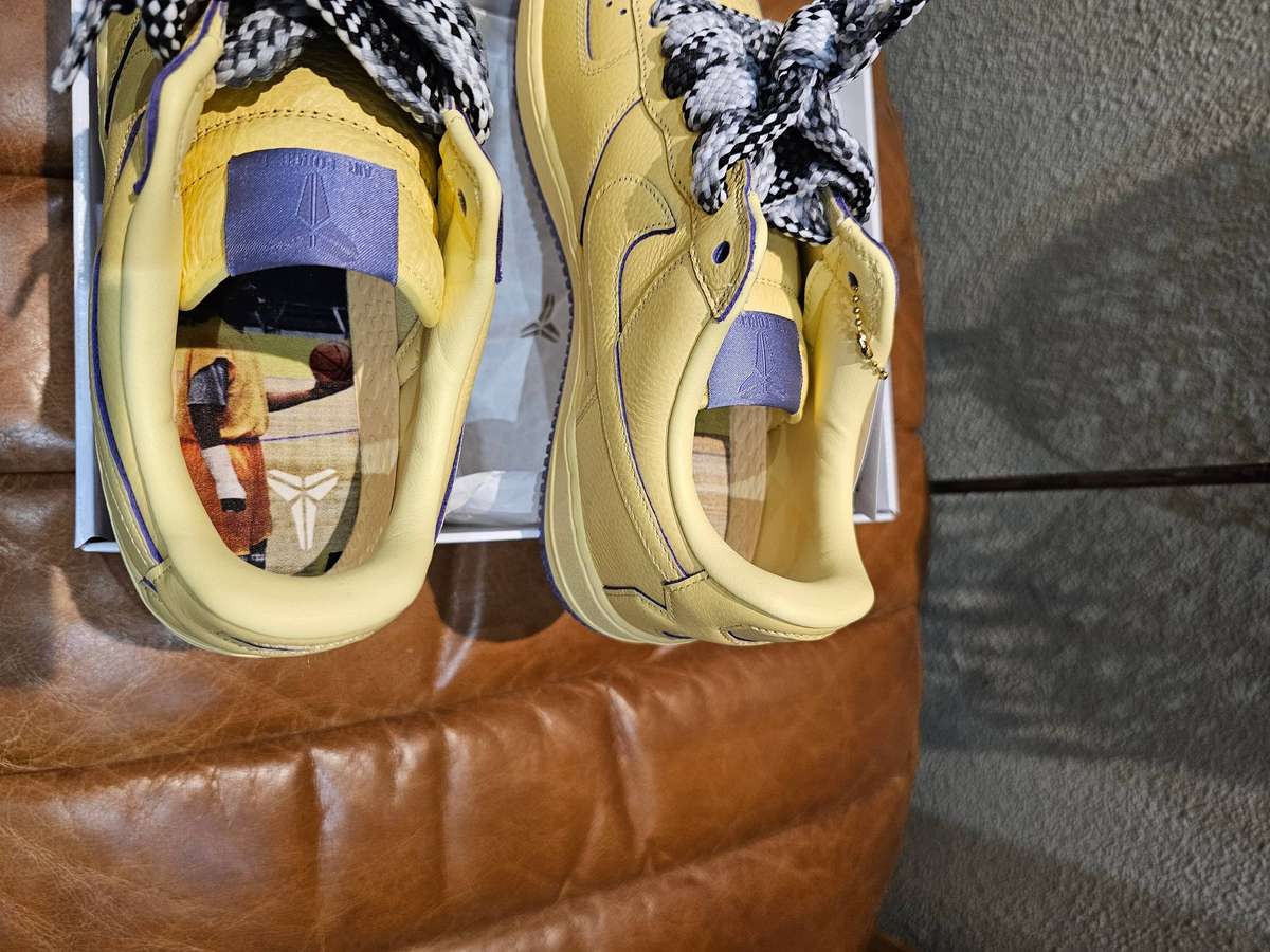 Nike Air Force 1 Low Protro Kobe Bryant  Size UK 10