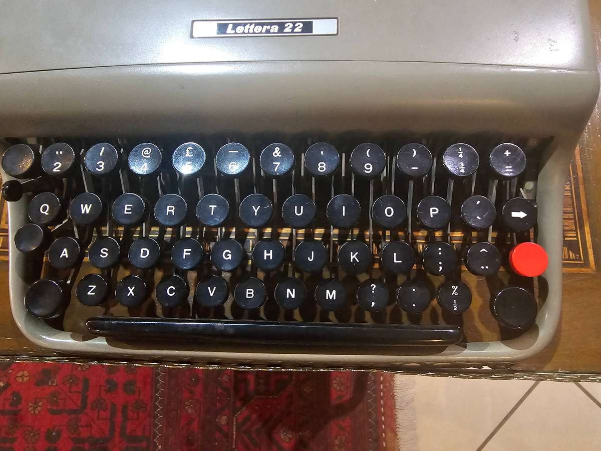 Antique Olivetti Lettera 22 Portable Typewriter