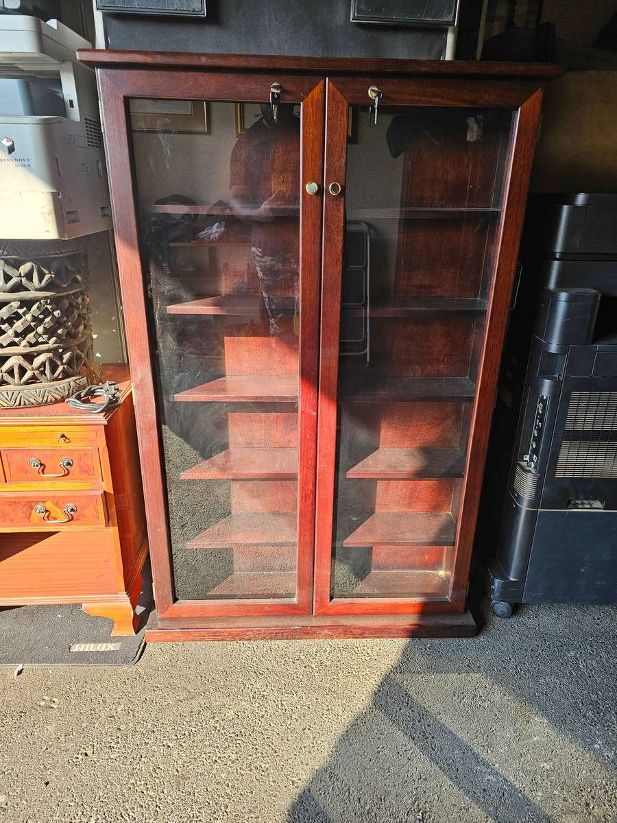 Mahogany Cabinet Bookcase With Glass Doors