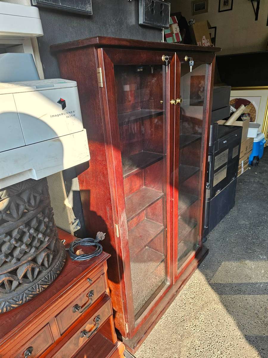 Mahogany Cabinet Bookcase With Glass Doors