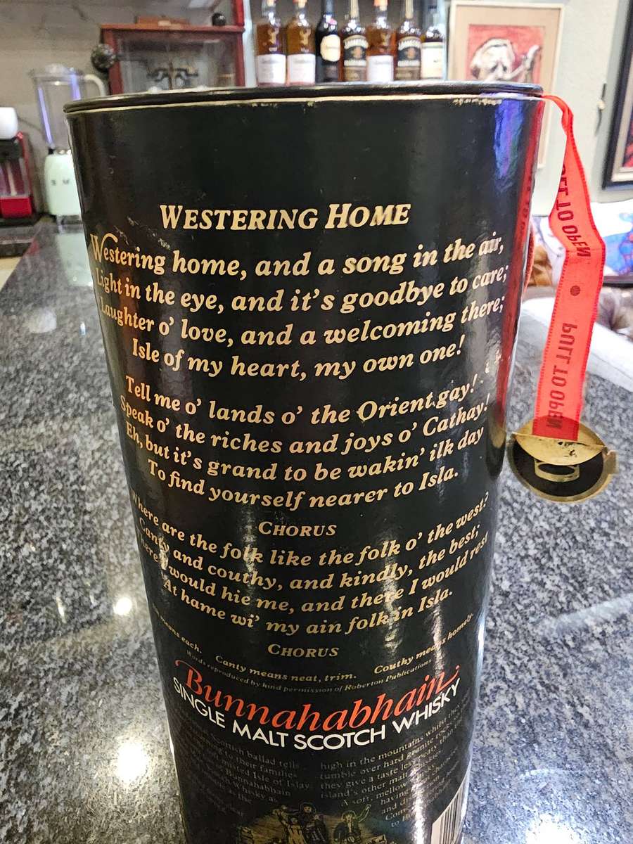 Bunnahabhain Single Malt Scotch Whisky. 1980's bottling.