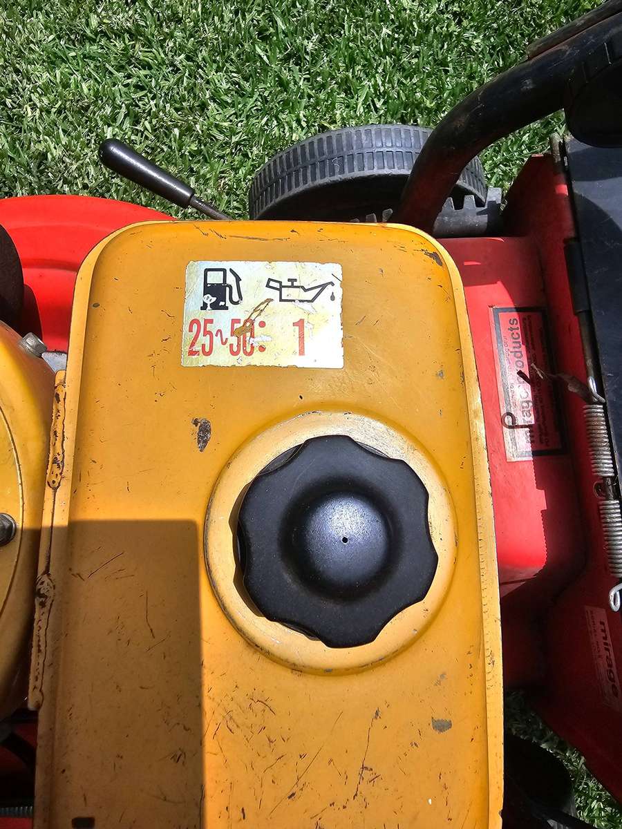 Tandem Mirage 45 Petrol Lawnmower with Robin EC10 Engine