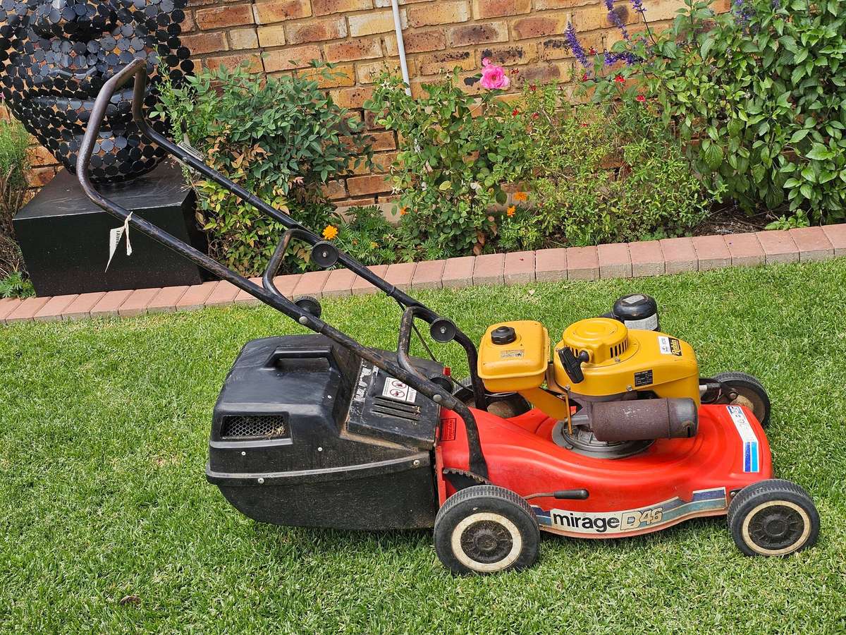 Tandem Mirage 45 Petrol Lawnmower with Robin EC10 Engine