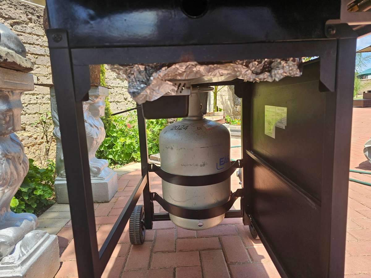 Megamaster 4-Burner Patio Gas Braai