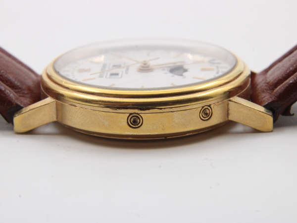 Moonphase Revue Thommen Moonphase Date Calendar Moonphase Automatic Watch