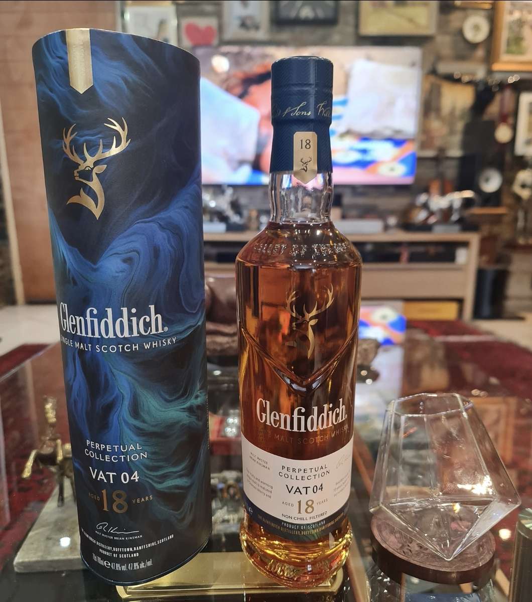Glenfiddich Perpetual Collection VAT 04 Aged 18 Years