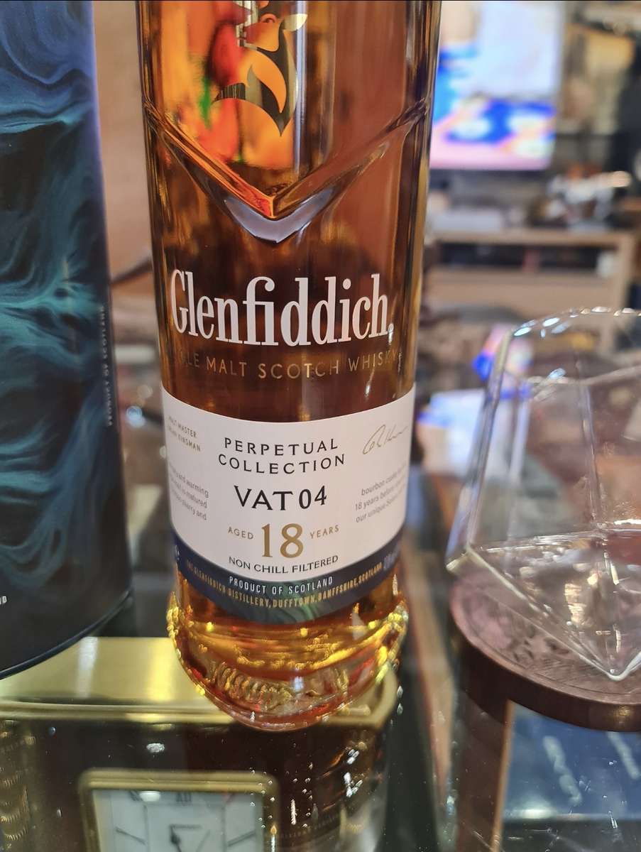 Glenfiddich Perpetual Collection VAT 04 Aged 18 Years