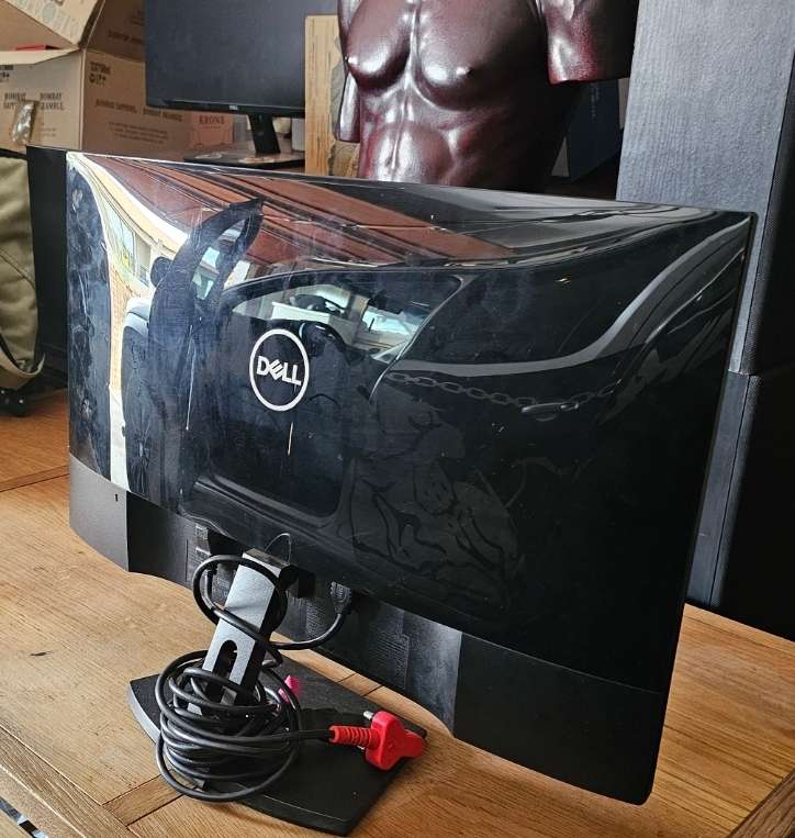 Dell SE2719HR 27" Full HD(1920x1080) 75Hz 4ms IPS AMD FreeSync Desktop Monitor