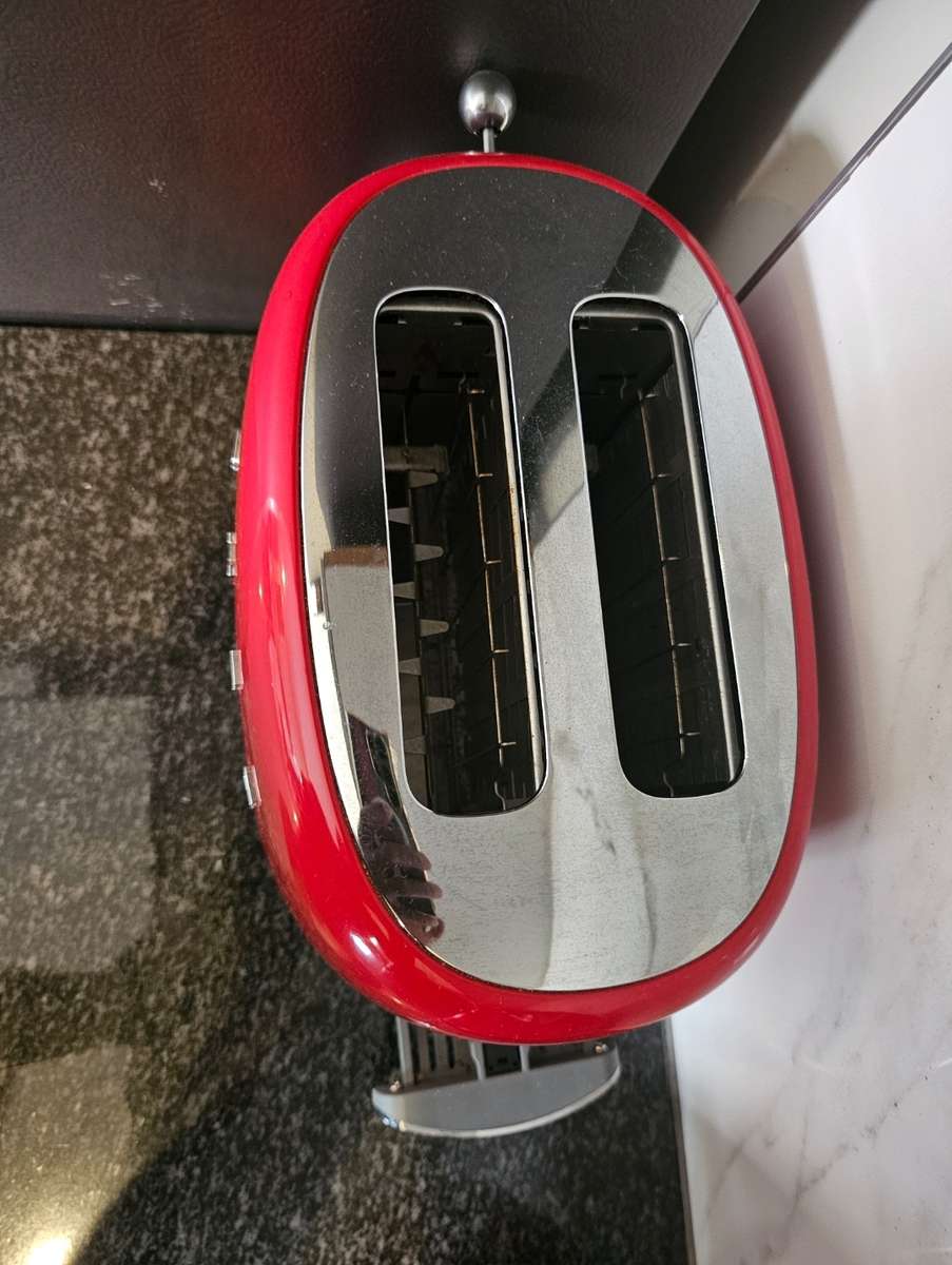 Smeg Retro 2 Slice Toaster Red