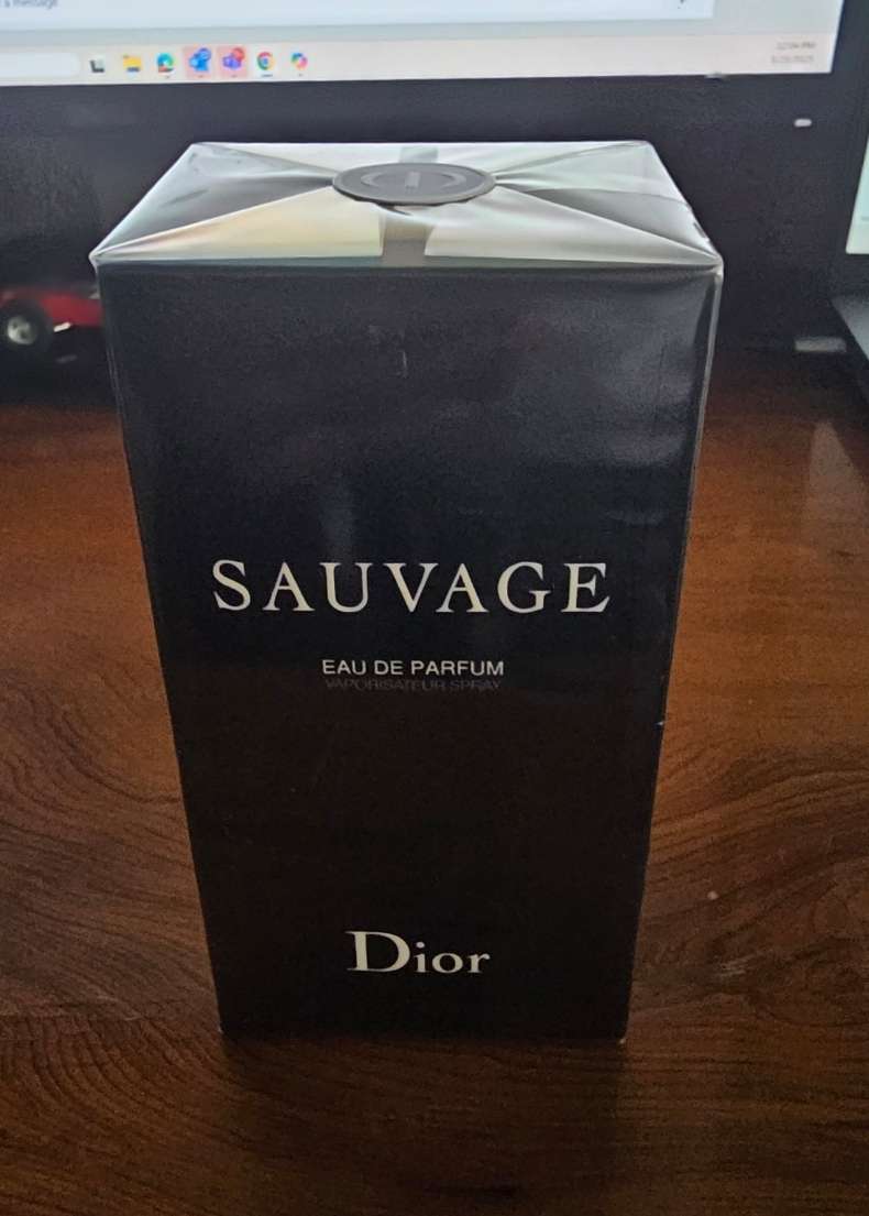 Dior Sauvage Eau De Parfum