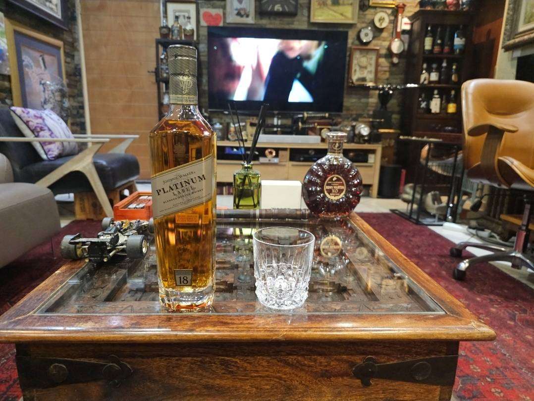 Johnnie Walker Platinum Label 18 Year