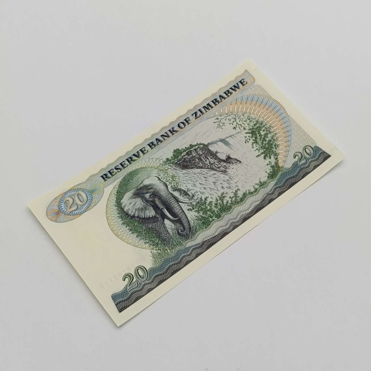 Zimbabwe 1994 Harare $20 Pick 4d pair of uncirculated banknotes with consecutive numbers